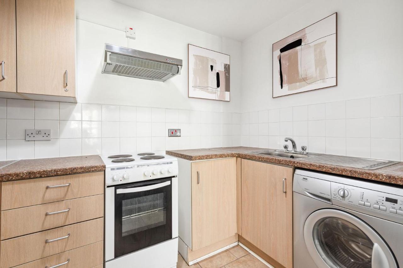 Docklands Cozy View Apartment London Exterior foto